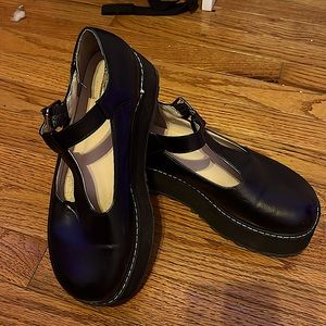 These are a 7ish and they have a big platform